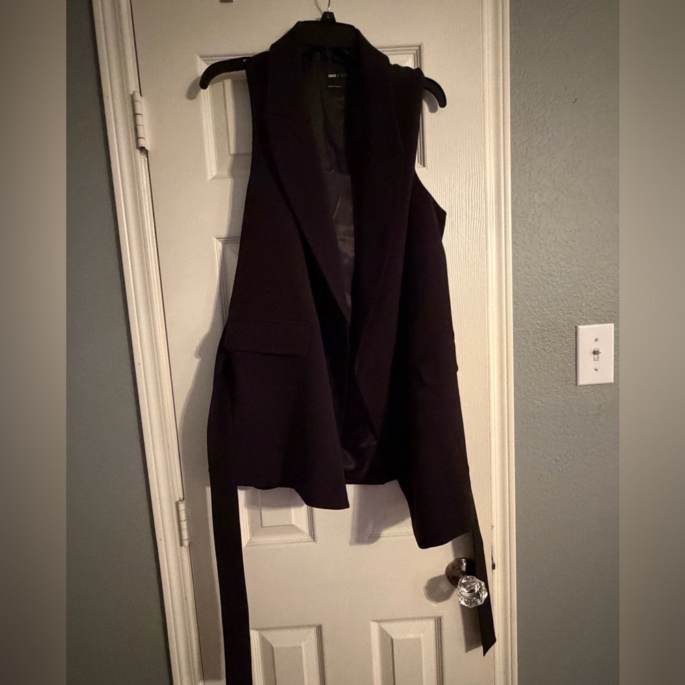 ASOS Black Sleeveless Blazer - Picture 14 of 14